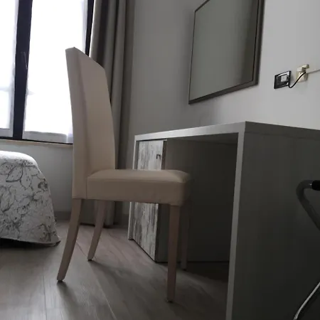 Plaza 3* Desenzano del Garda