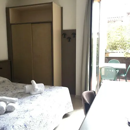 Hotel Plaza 3*
