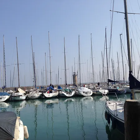 Plaza Ξενοδοχείο 3*