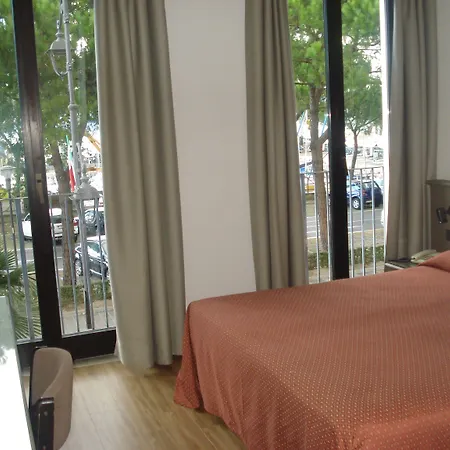 Hotel Plaza Desenzano del Garda