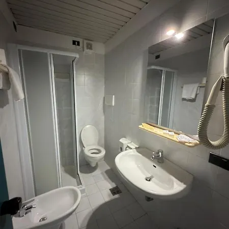 Plaza Hotel 3*