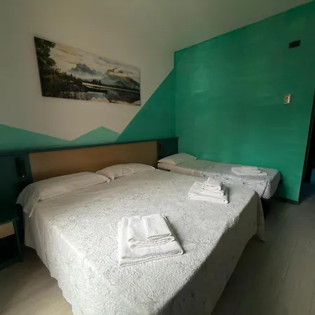 Plaza Hotel 3*