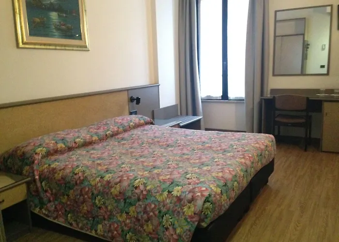 Plaza 3* Desenzano del Garda