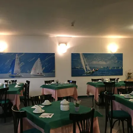 Hotel Plaza Desenzano del Garda